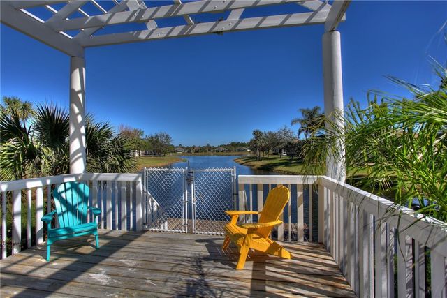 1116 Breezy Way 1H, Sebastian, FL 32958