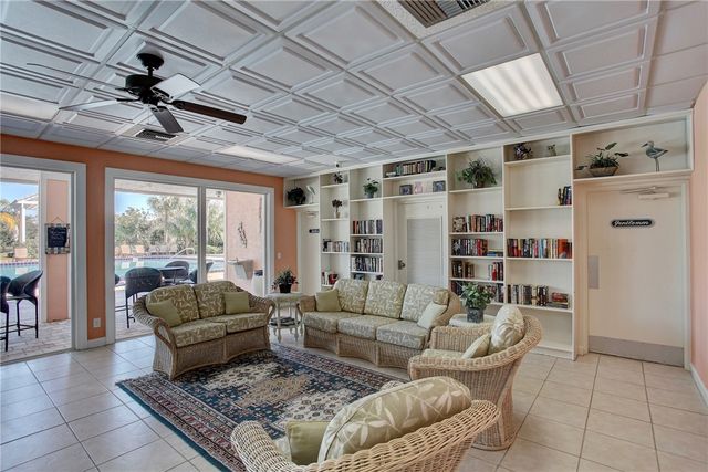 1116 Breezy Way 1H, Sebastian, FL 32958