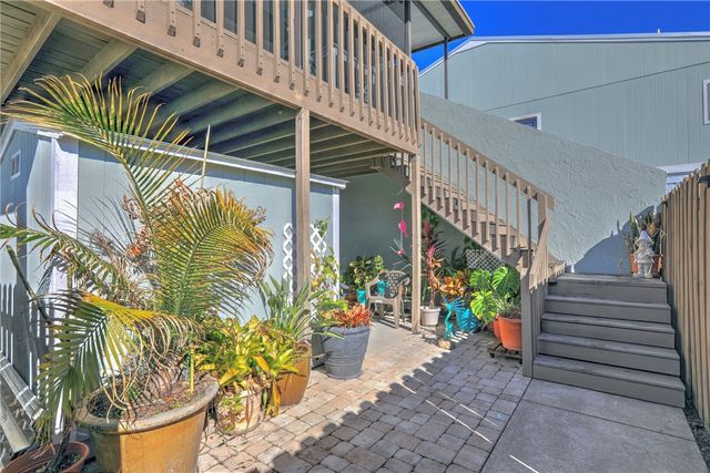 1116 Breezy Way 1H, Sebastian, FL 32958