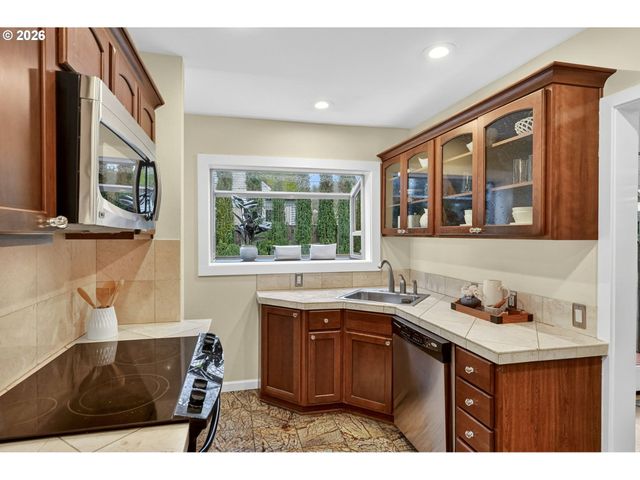 728 Se 55TH Ave, Portland, OR 97215