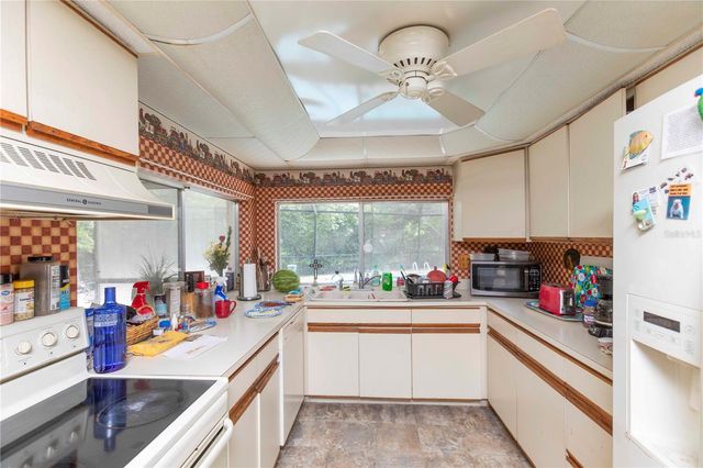 12101 LONGSTRAP LANE, Hudson, FL 34667