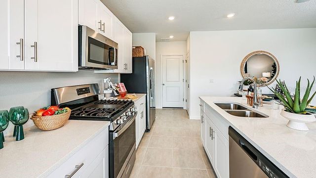 371 CORNERSTONE DRIVE, Groveland, FL 34736