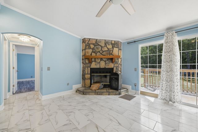 714 E Picasso Circle, Defuniak Springs, FL 32433