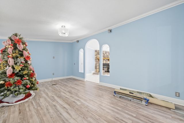 714 E Picasso Circle, Defuniak Springs, FL 32433