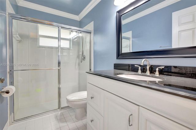 12486 SW 9th Pl, Davie, FL 33325