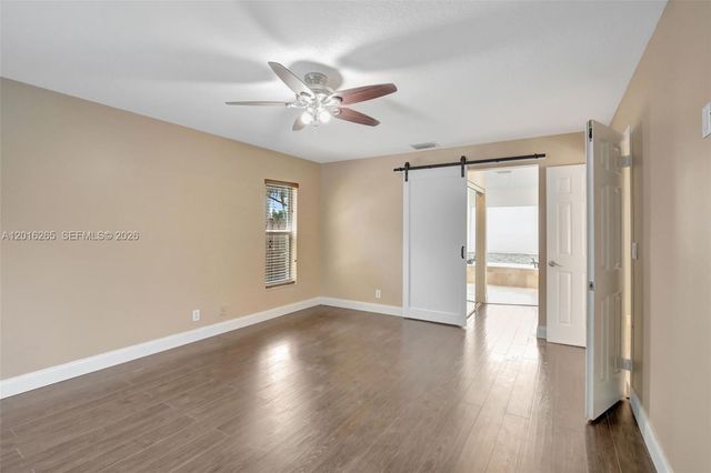 12486 SW 9th Pl, Davie, FL 33325