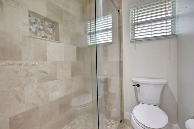 12486 SW 9th Pl, Davie, FL 33325