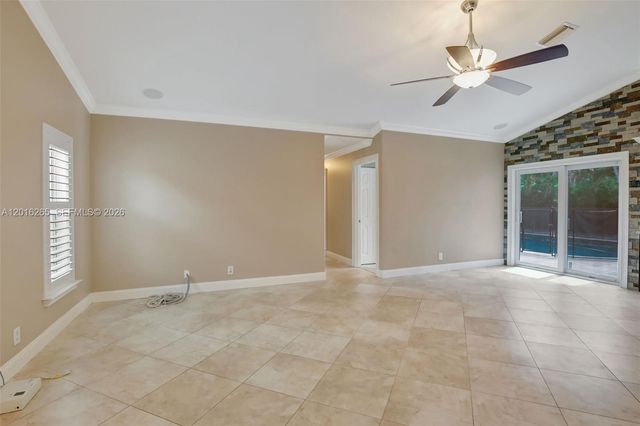 12486 SW 9th Pl, Davie, FL 33325