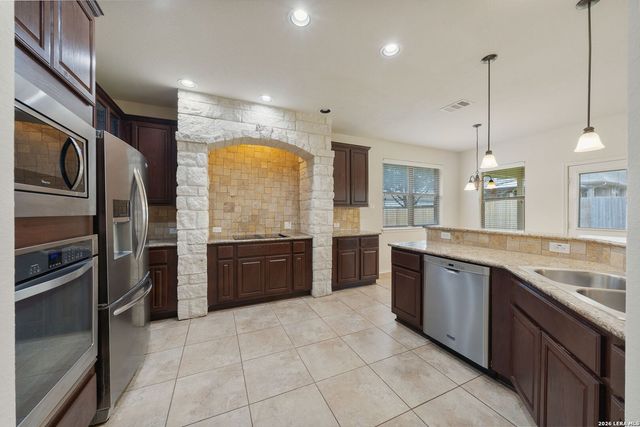 2118 Pecan, New Braunfels, TX 78130