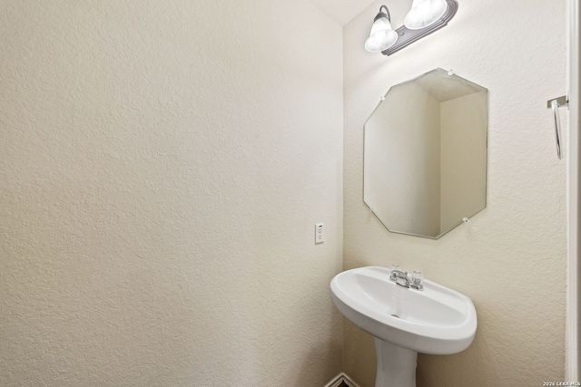 2118 Pecan, New Braunfels, TX 78130