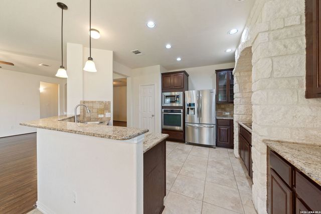 2118 Pecan, New Braunfels, TX 78130