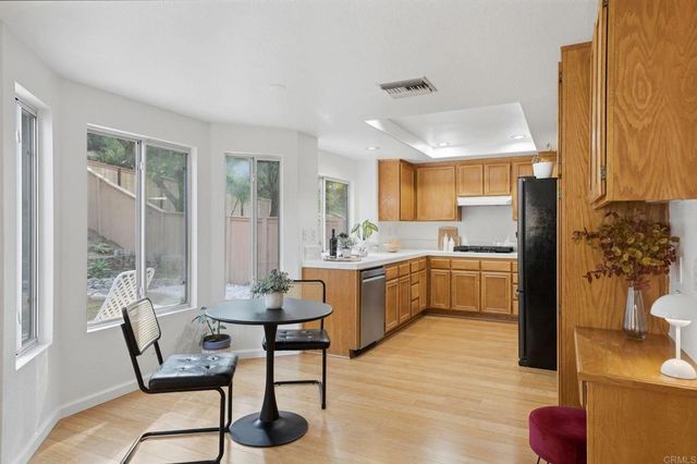 1843 Centennial Way, Escondido, CA 92026