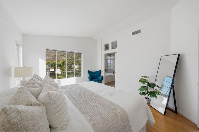 1843 Centennial Way, Escondido, CA 92026