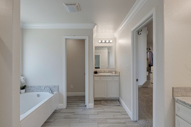 907 E 89th St, Odessa, TX 79765