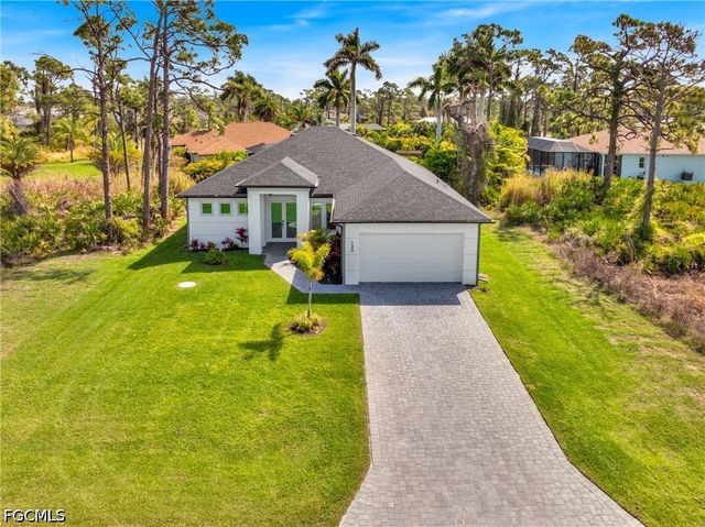 133 West DR, Rotonda West, FL 33947