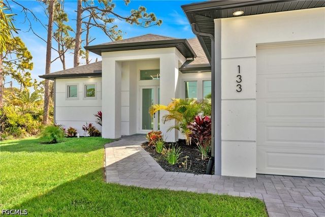 133 West DR, Rotonda West, FL 33947