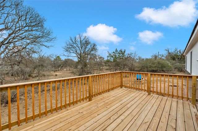 428 Ridgemont, Kingsland, TX 78639