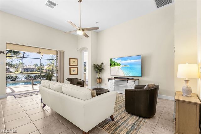 3811 Lakeview Isle CT, Fort Myers, FL 33905