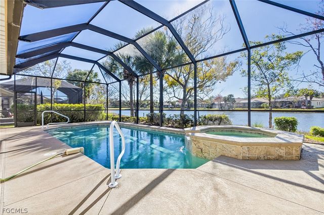 3811 Lakeview Isle CT, Fort Myers, FL 33905