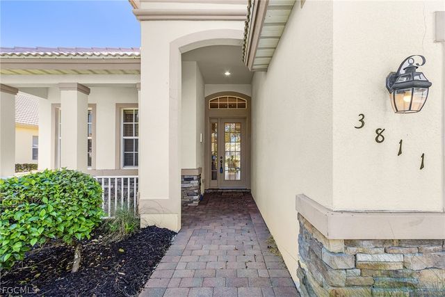 3811 Lakeview Isle CT, Fort Myers, FL 33905