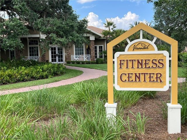 3811 Lakeview Isle CT, Fort Myers, FL 33905