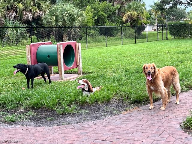 3811 Lakeview Isle CT, Fort Myers, FL 33905