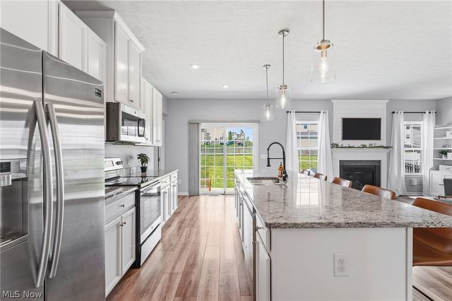 6228 Hooper Drive, Medina, OH 44256