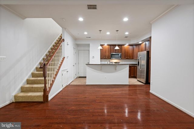2619 EASTBOURNE DR, Woodbridge, VA 22191