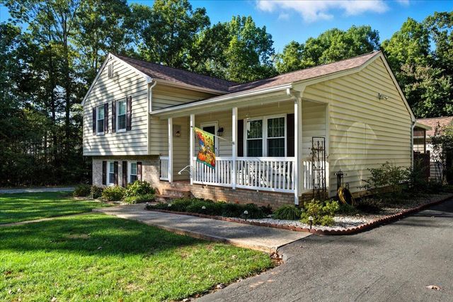 2121 Sunburst RD, Evington, VA 24550