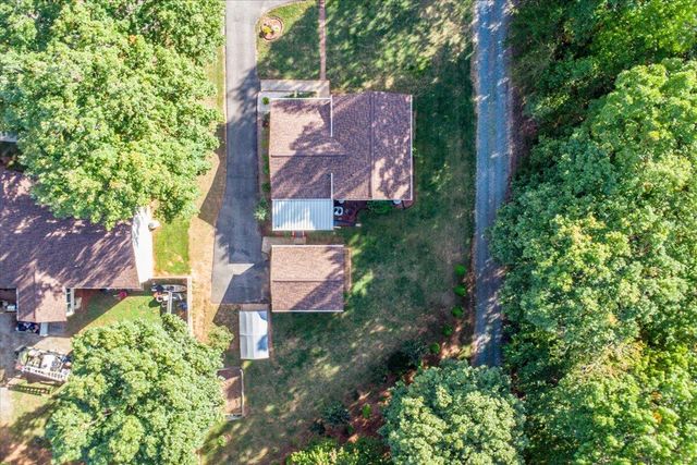 2121 Sunburst RD, Evington, VA 24550