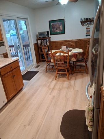 2121 Sunburst RD, Evington, VA 24550