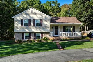 2121 Sunburst RD, Evington, VA 24550