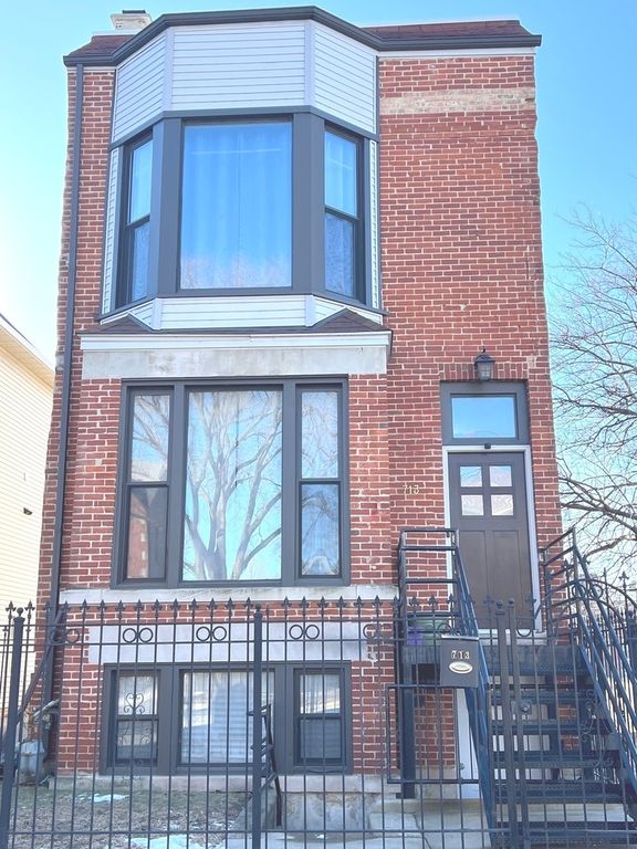 713 E Bowen Avenue, Chicago, IL 60653