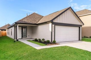 2452 Bull Trout Drive, Conroe, TX 77384