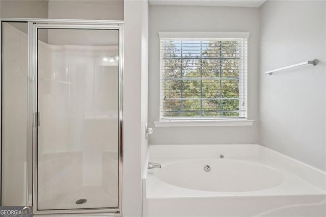 5472 Skylar Creek Lane NE, Buford, GA 30518