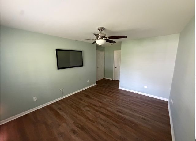 2204 SCOTT Lane 2204, Aurora, IL 60502