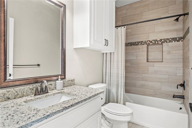 15638 Dyna St, Corpus Christi, TX 78418