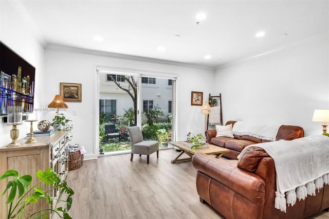 12430 SW 50th St 109, Miramar, FL 33027