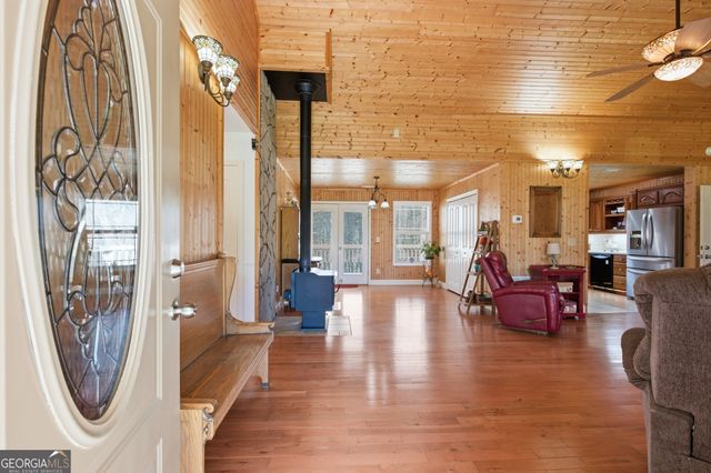 498 Deer Track Road, Cornelia, GA 30531