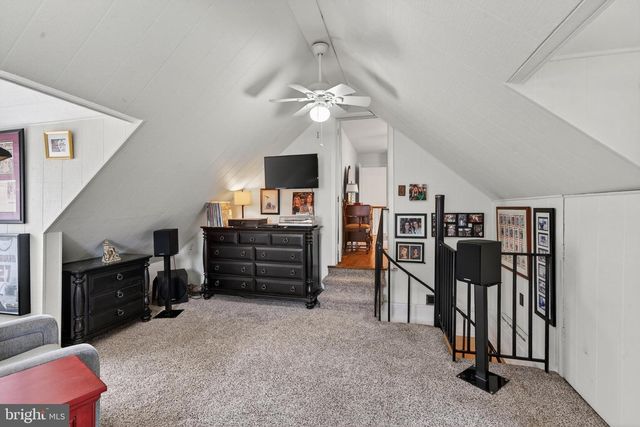 368 CONCORD RD, Glen Mills, PA 19342