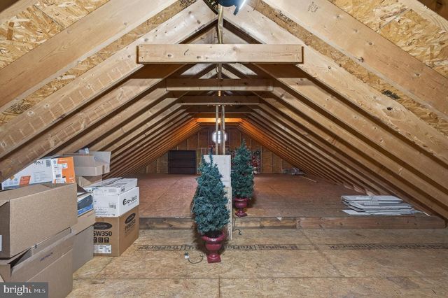 368 CONCORD RD, Glen Mills, PA 19342