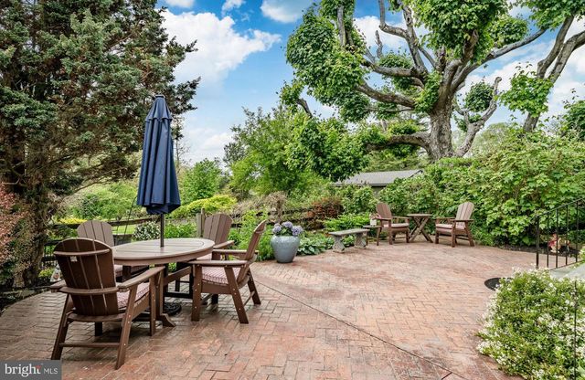 368 CONCORD RD, Glen Mills, PA 19342