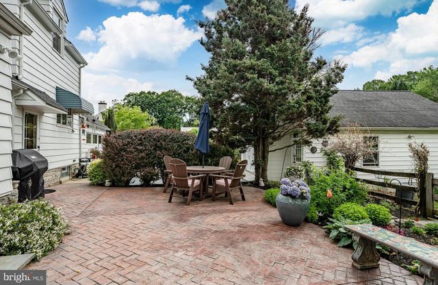 368 CONCORD RD, Glen Mills, PA 19342