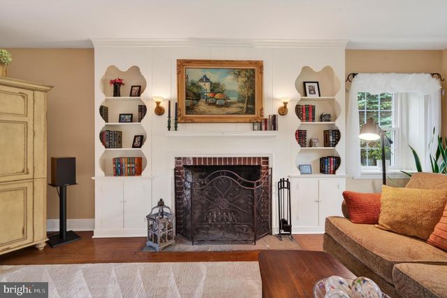 368 CONCORD RD, Glen Mills, PA 19342