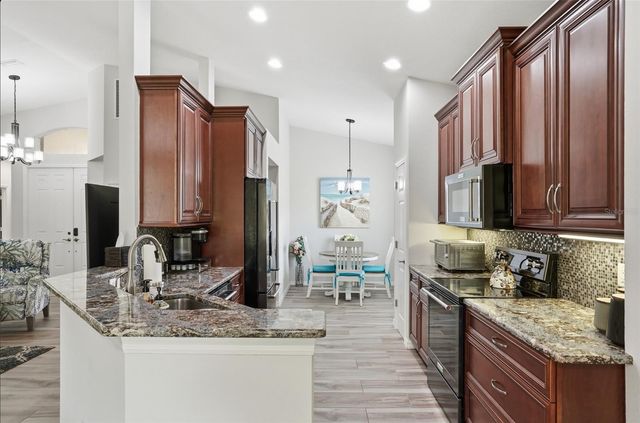 4222 65TH PLACE E, Sarasota, FL 34243