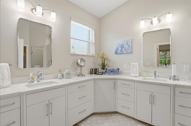 4222 65TH PLACE E, Sarasota, FL 34243