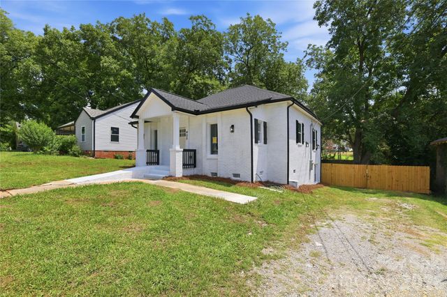 405 E Gay Street, Lancaster, SC 29720