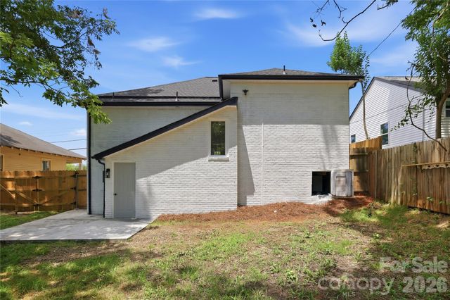 405 E Gay Street, Lancaster, SC 29720