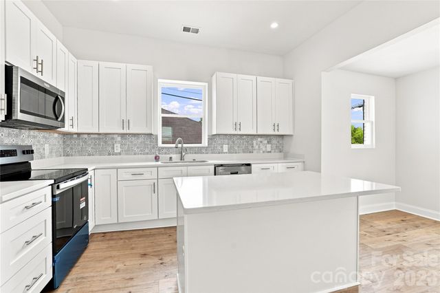 405 E Gay Street, Lancaster, SC 29720