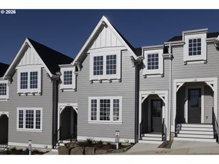 425 Ne MOONWAKE Ln 18, Depoe Bay, OR 97341